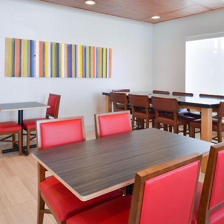 Holiday Inn Express Hotel & Suites Abilene Mall South By Ihg Bagian luar foto