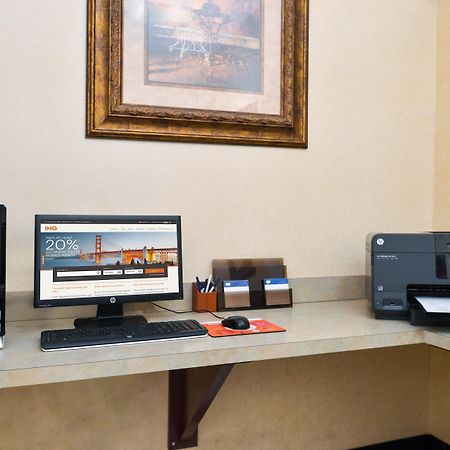Holiday Inn Express Hotel & Suites Abilene Mall South By Ihg Bagian luar foto